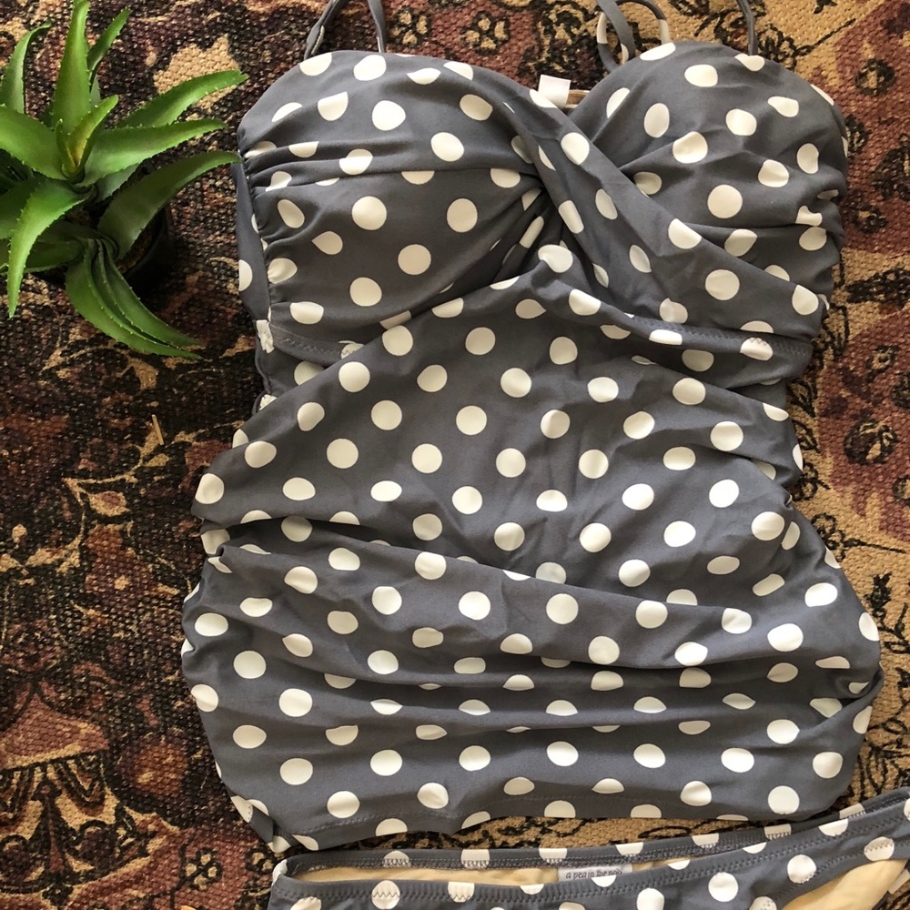 Two Peas in a Pod Polka dot maternity swimsuit